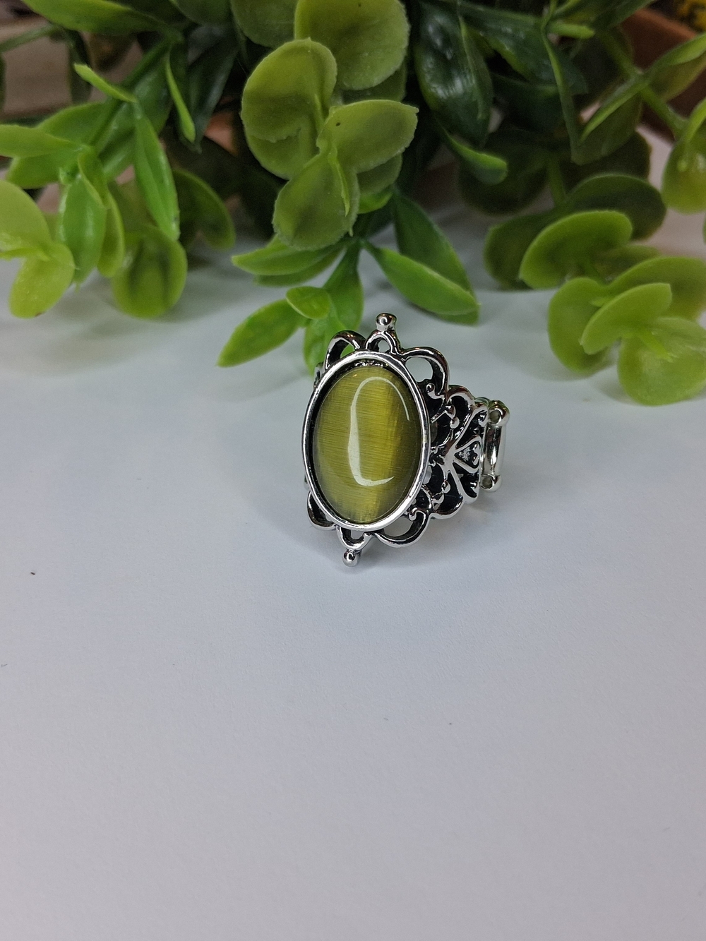 Olive Green Cat's Eye Oval Filigree Ring